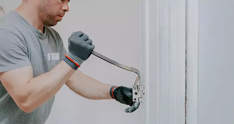 Cracked Door Jamb Repair in San Bruno, CA