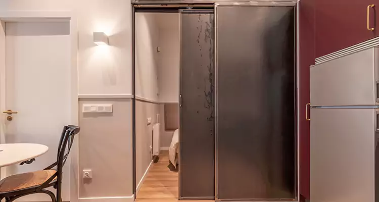 We Fix Closet Sliding Door in San Bruno, CA 